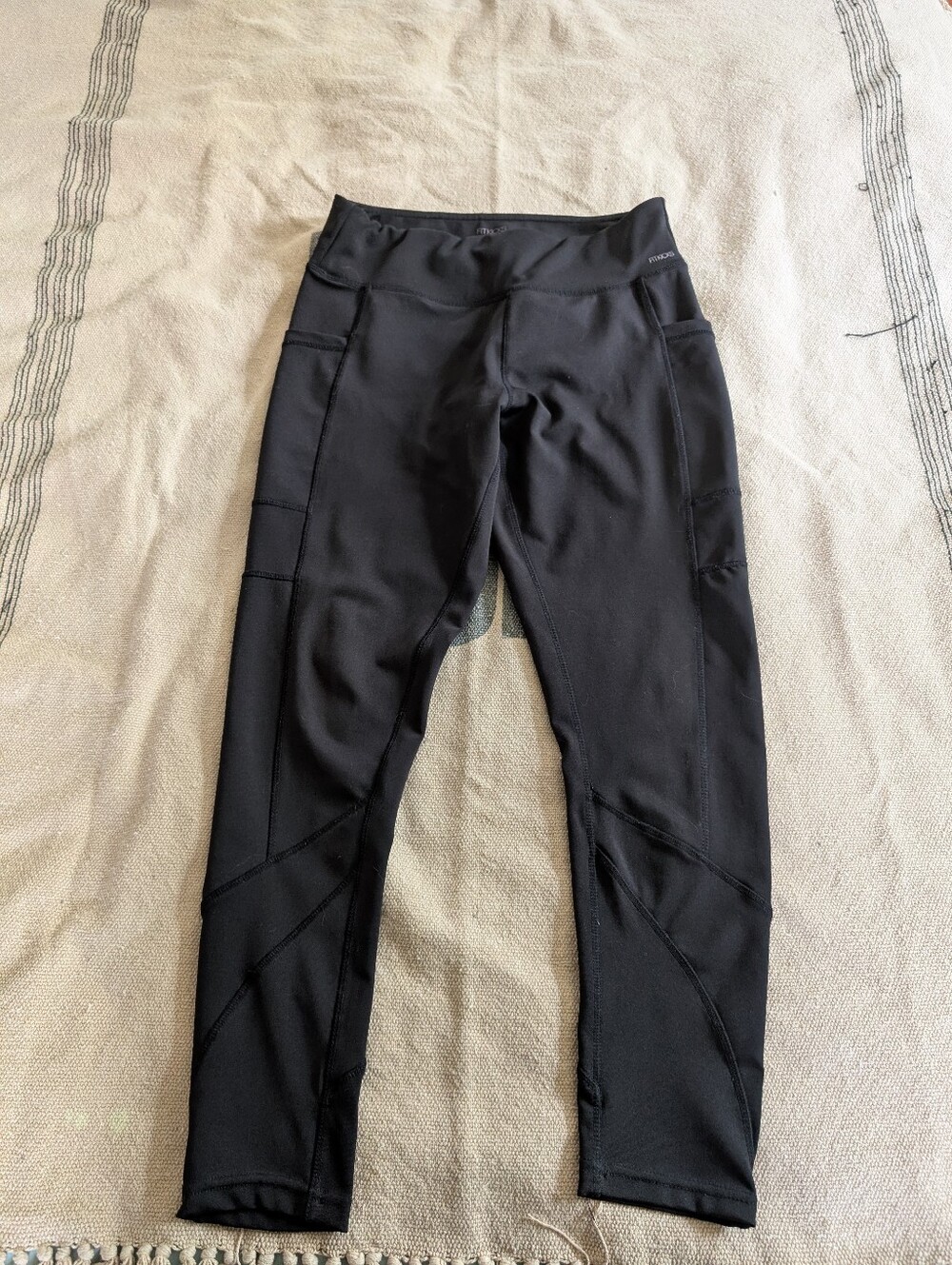 Fitkicks Black High-Rise Pocket Leggings